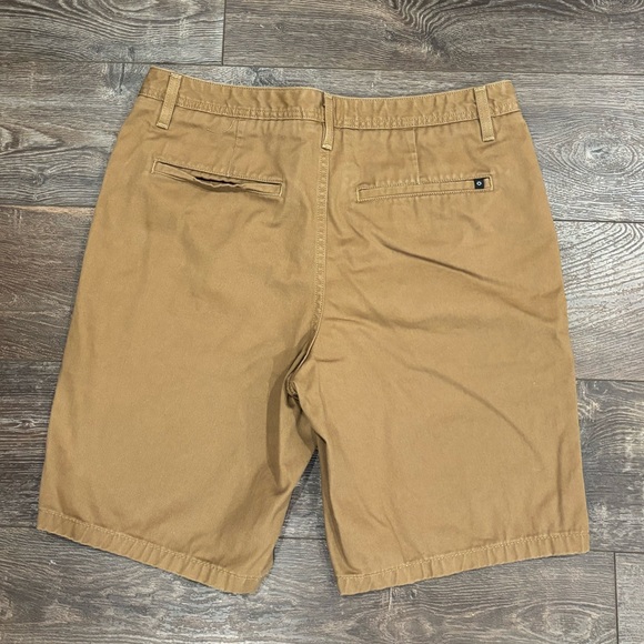 Empire 34 Men’s Dark Khaki Shorts - Picture 4 of 4